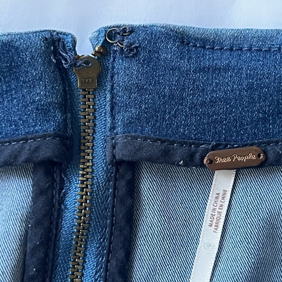 Free People 2 Tone Panel Denim Jean Skirt size 2 - Picture 4 of 8